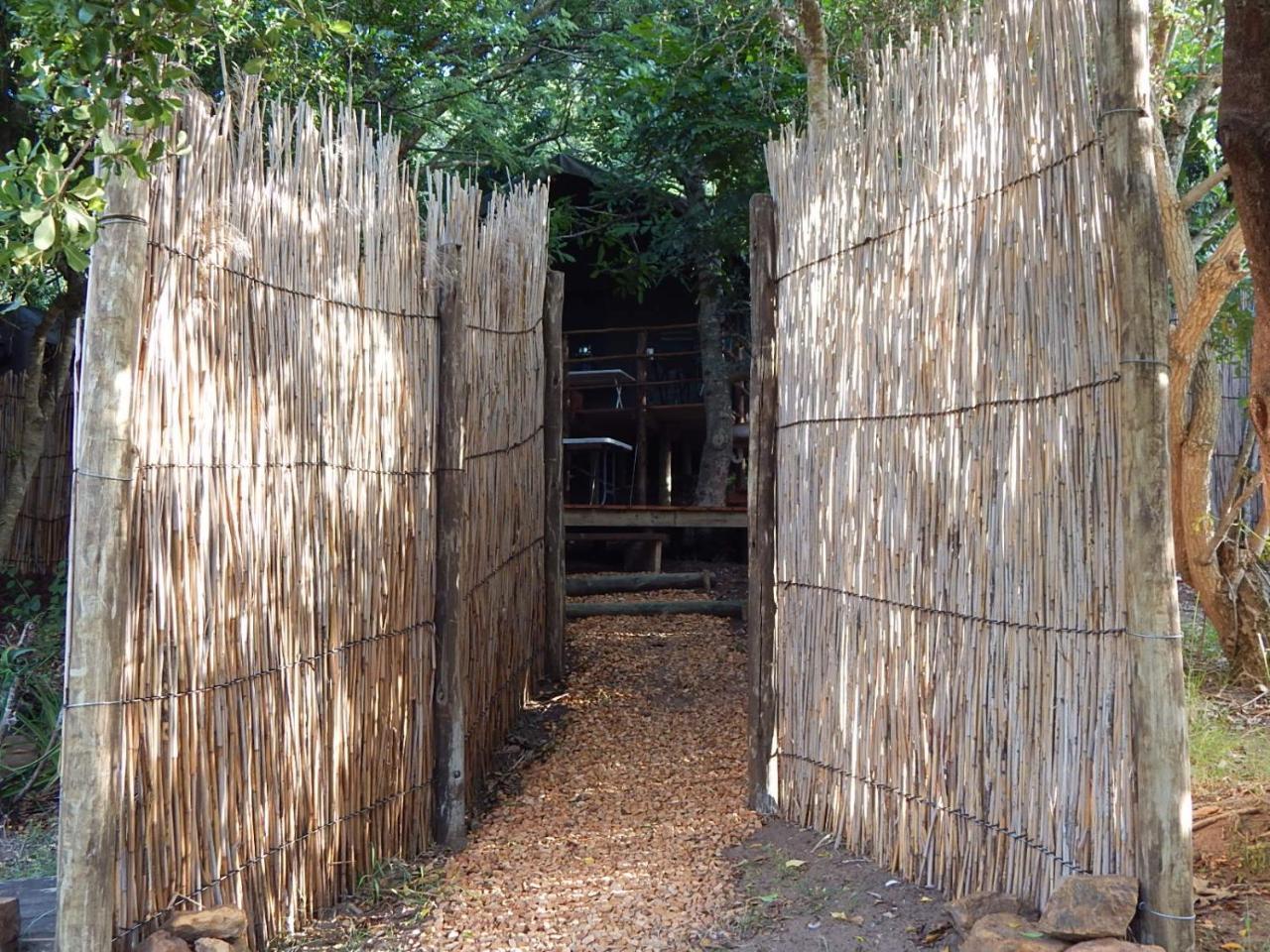 Hotel Woodcutter'S Bush Camp At The Old Trading Post Wildernis Exteriér fotografie