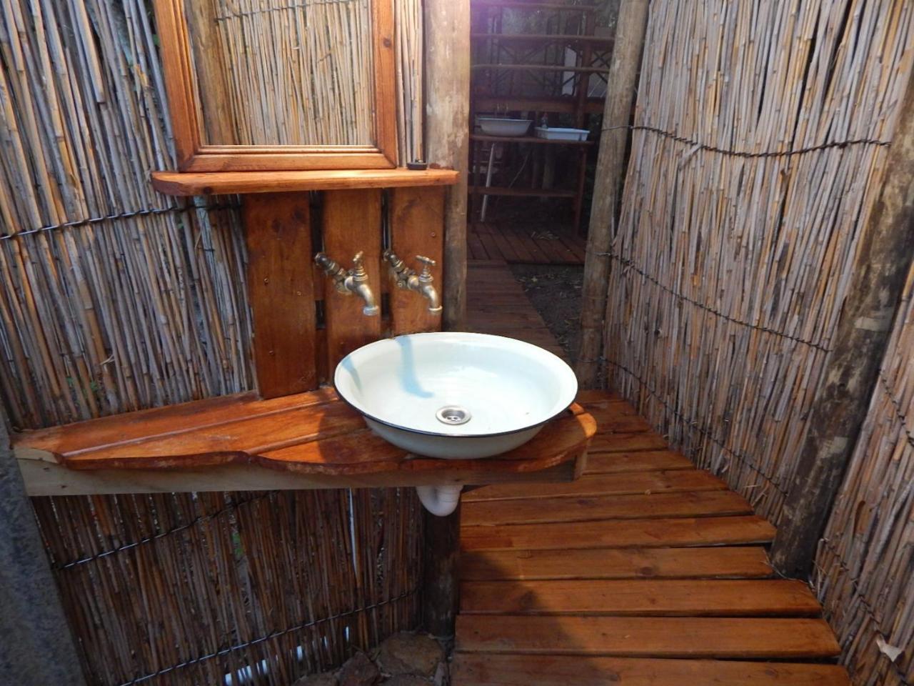 Hotel Woodcutter'S Bush Camp At The Old Trading Post Wildernis Exteriér fotografie